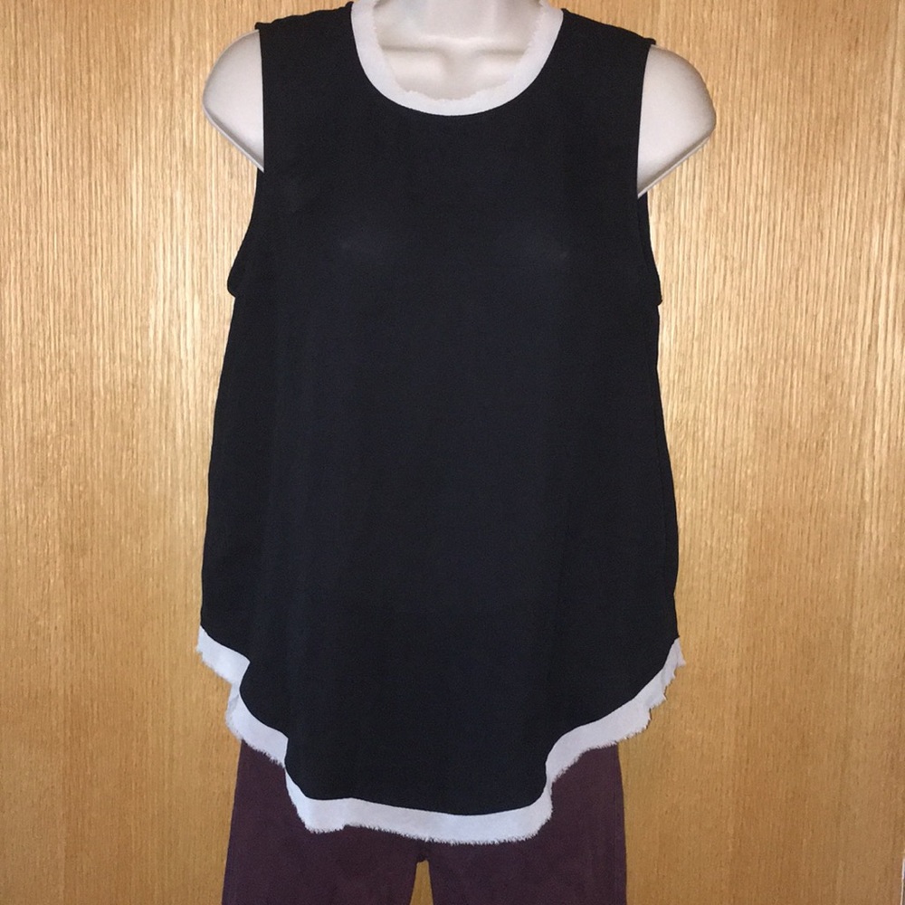 Black sleeveless blouse. Size S.